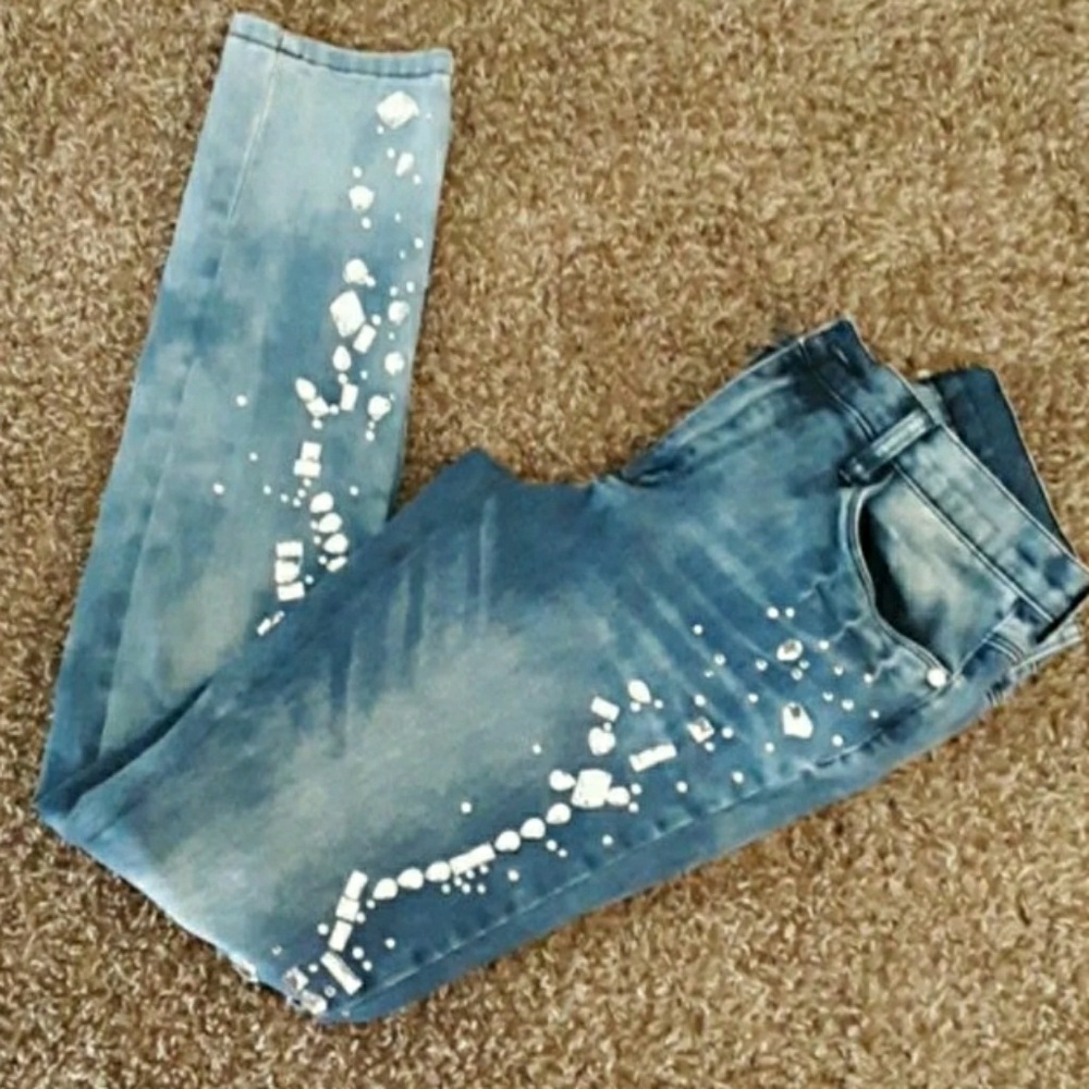 Venus Jean's FREE Venus shirt